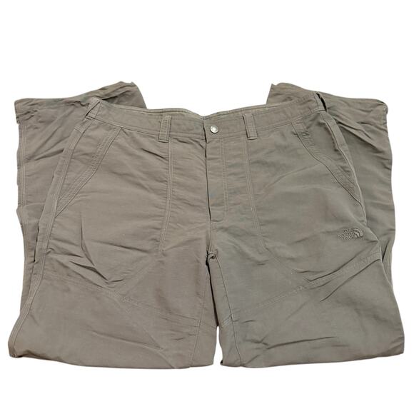 North Face Men’s dark gray pants, water resistant/proof, Size 40 - Picture 1 of 5